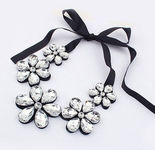 Luxury Flower Necklace