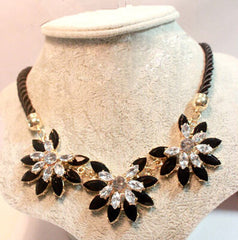 Luxury Flower Necklace