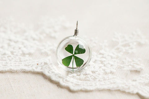 Glass Ball Clover Necklace